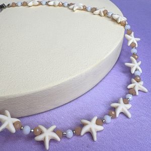 گردنبند ستاره‌ای با مهره‌های شکلاتی